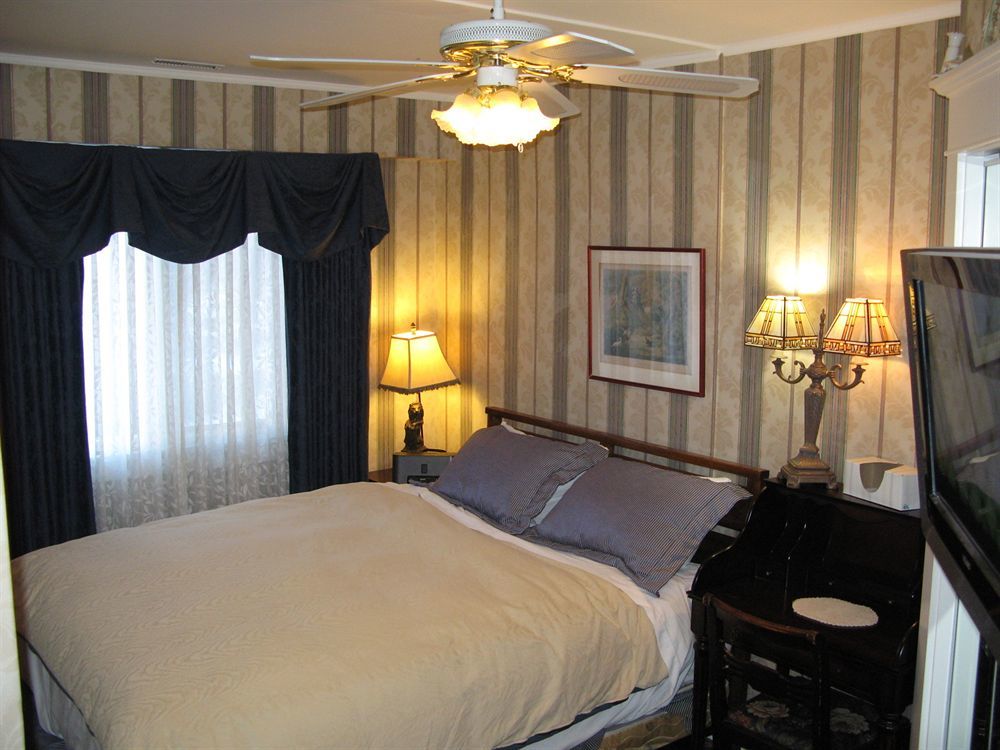 Calgary Westways Guest House Ngoại thất bức ảnh