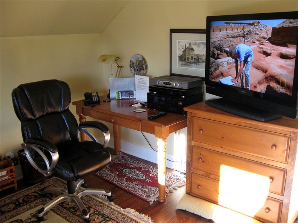 Calgary Westways Guest House Ngoại thất bức ảnh