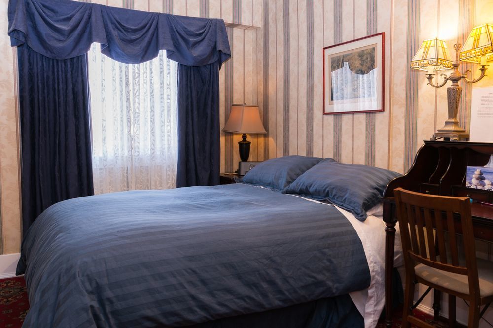 Calgary Westways Guest House Ngoại thất bức ảnh